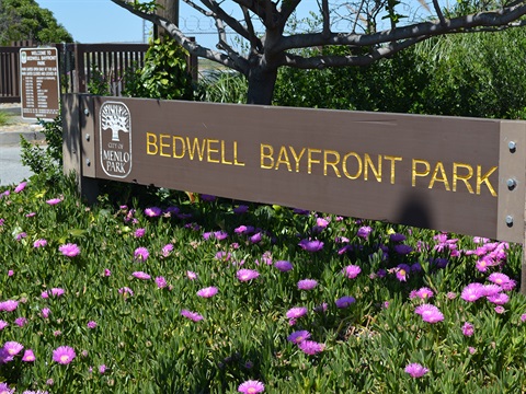 Bedwell-Bayfront-Park-entrance-sign.jpg