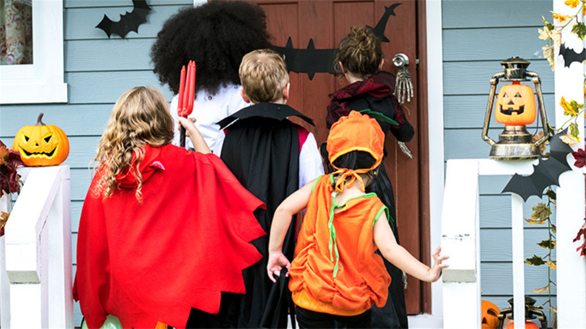 Halloween safety tips City of Menlo Park