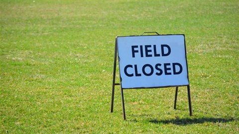 Field closed.jpg